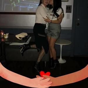 Meet your Posher, Dina